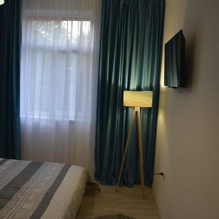 Sunrise Apartment Petroşani Eksteriør billede