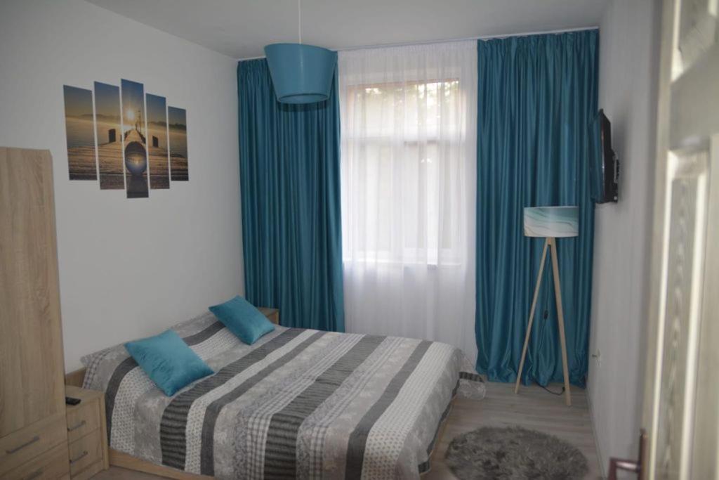 Sunrise Apartment Petroşani Eksteriør billede
